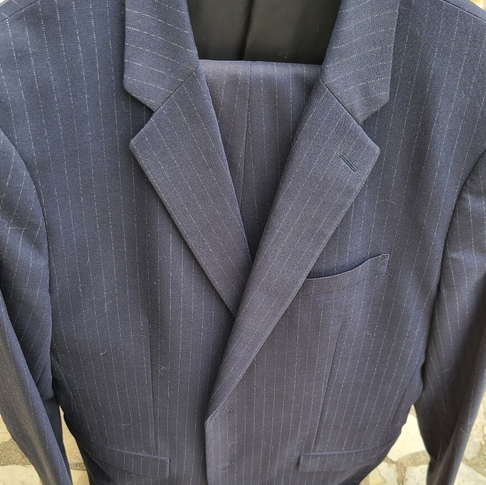 Men's suit